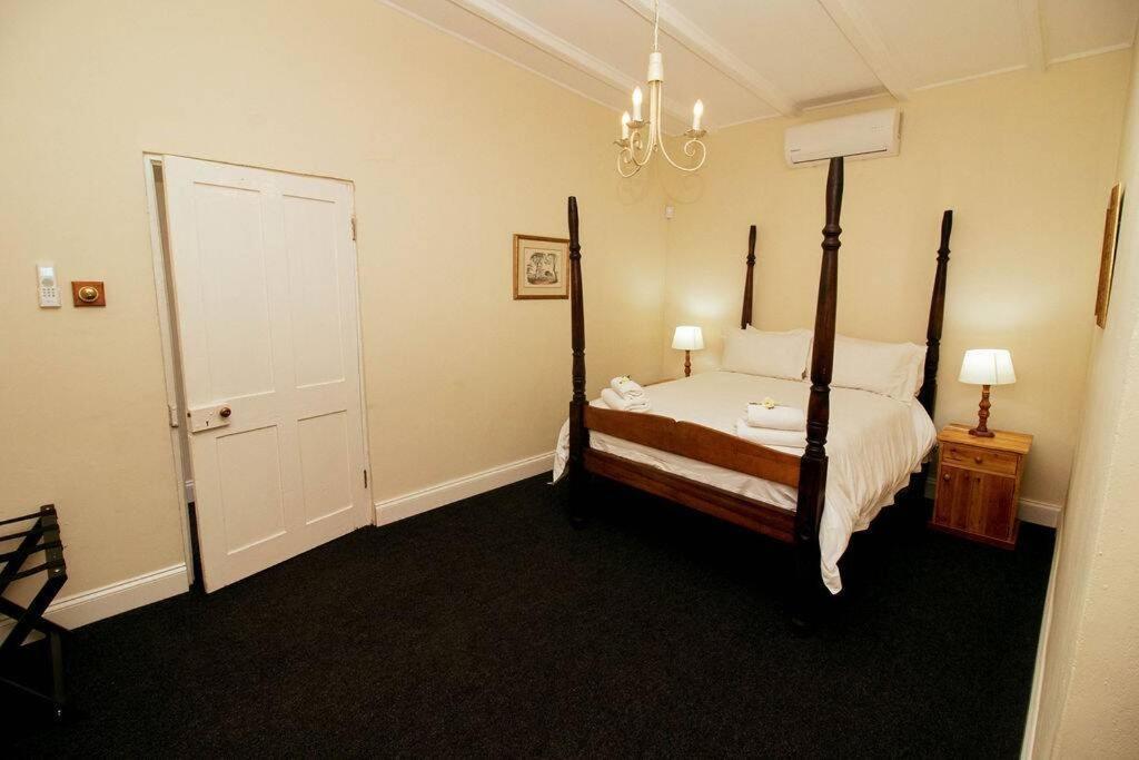 De Kothuize 7 Apartment Graaff Reinet Luaran gambar