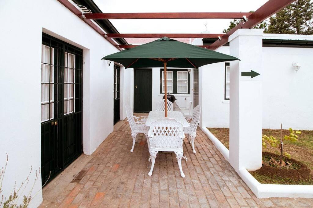 De Kothuize 7 Apartment Graaff Reinet Luaran gambar